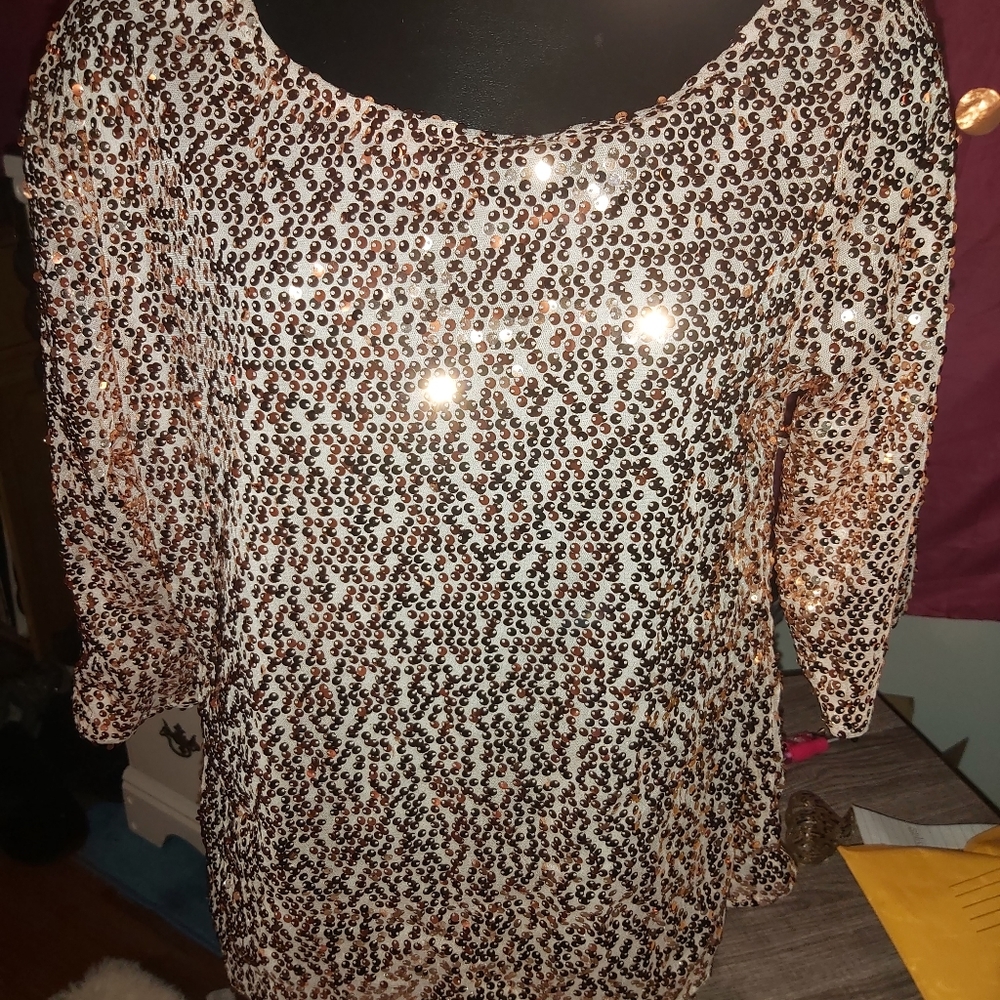 Fashion gorgeous 💎 sequence 👚blouse